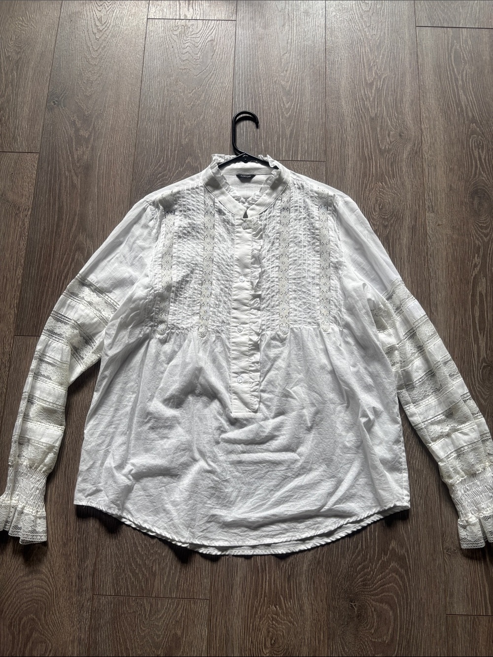 White Lace-Detail women’s blouse